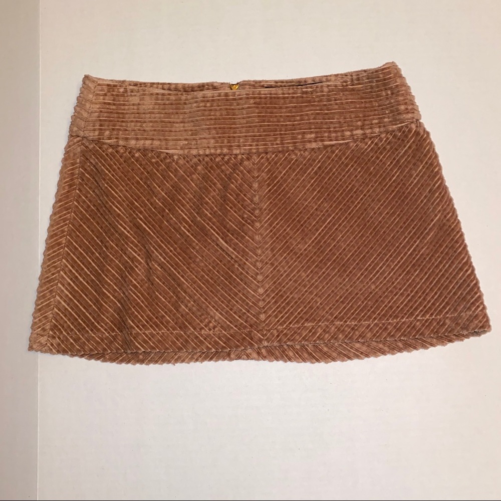 GUESS‎ Cordoroy Mini Skirt